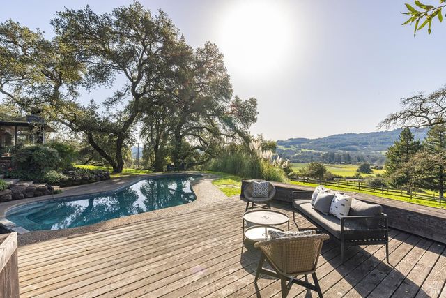 5815 Bennett Valley Rd, Santa Rosa, CA 95404