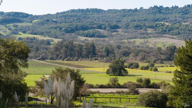 5815 Bennett Valley Rd, Santa Rosa, CA 95404