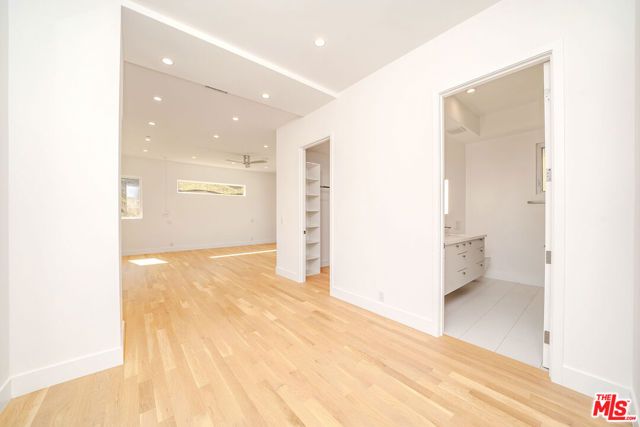 2882 El Roble Drive, Los Angeles, CA 90041
