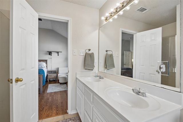 4645 Wheatland Drive, Fort Worth, TX 76179