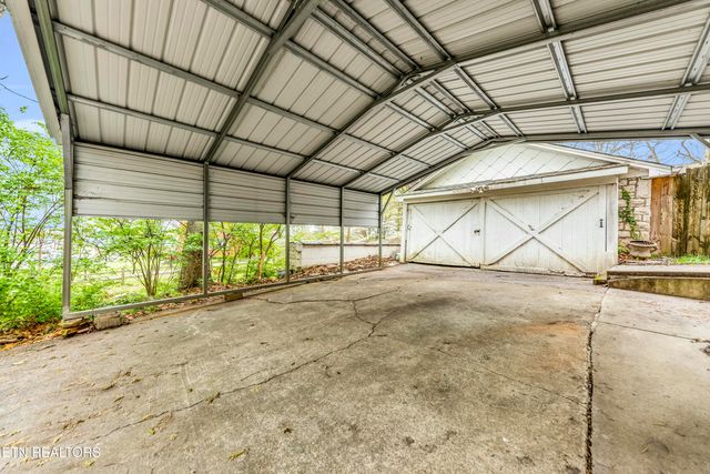 703 Hillside Ave, Maryville, TN 37804