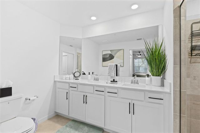 19015 SCALLOP LOOP 106, Bradenton, FL 34211
