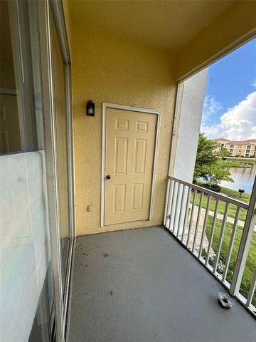 1375 LAKE SHADOW CIRCLE 11208, Maitland, FL 32751