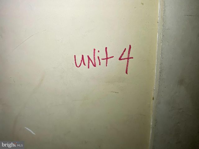 2110 N CHARLES ST N, Baltimore, MD 21218