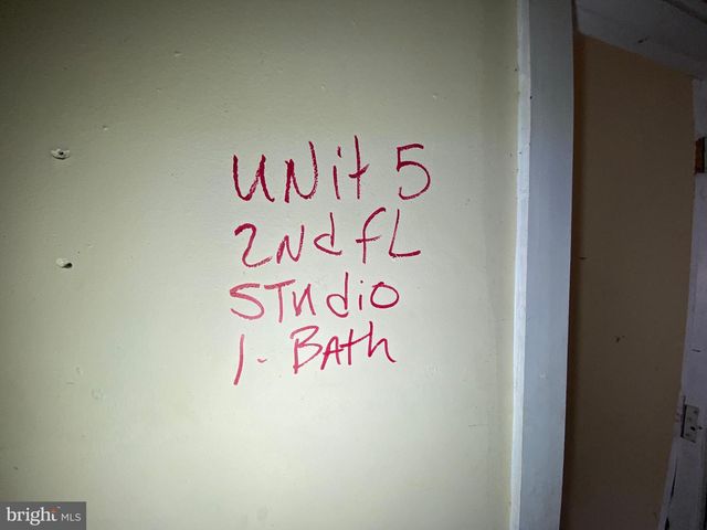 2110 N CHARLES ST N, Baltimore, MD 21218