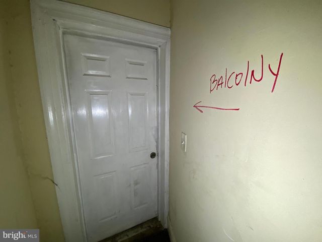 2110 N CHARLES ST N, Baltimore, MD 21218