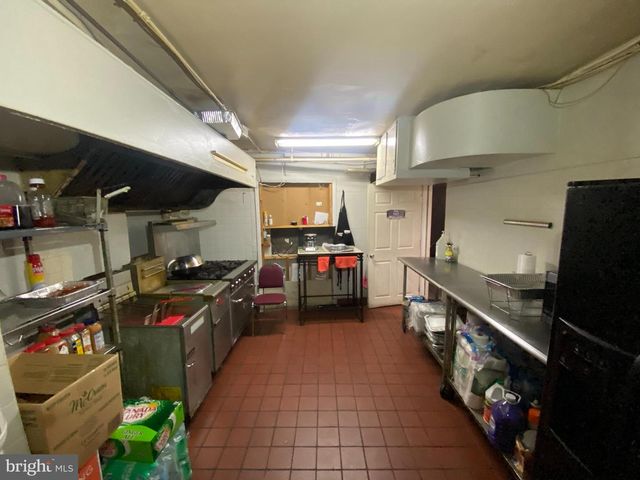 2110 N CHARLES ST N, Baltimore, MD 21218