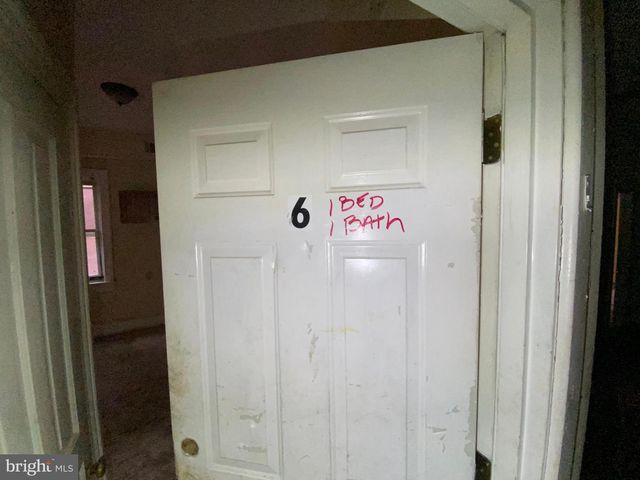 2110 N CHARLES ST N, Baltimore, MD 21218