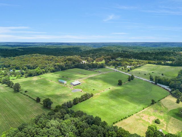 2620 Highway 48, S, Dickson, TN 37055