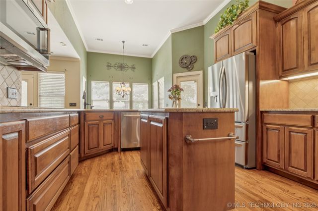 18578 S 269th East Avenue, Haskell, OK 74436