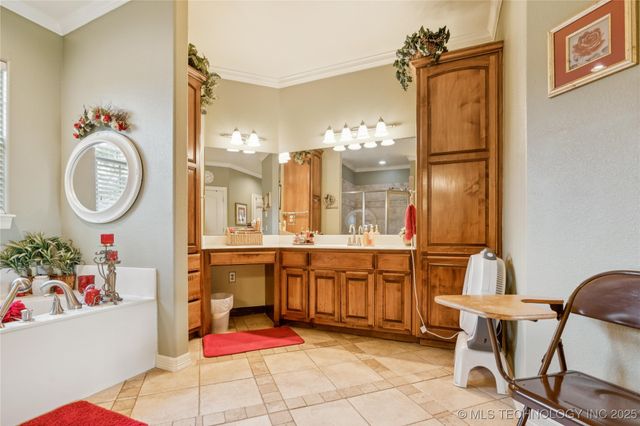 18578 S 269th East Avenue, Haskell, OK 74436