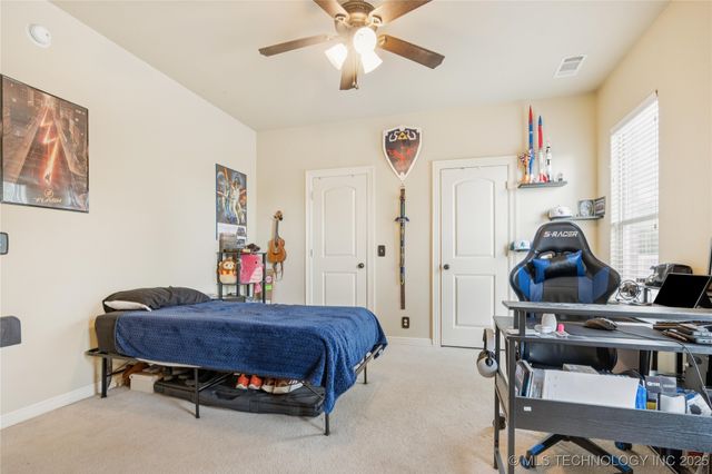 18578 S 269th East Avenue, Haskell, OK 74436