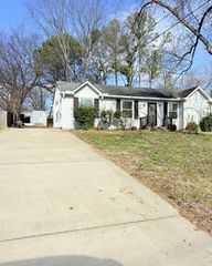 169 Timberlake Dr, Hendersonville, TN 37075