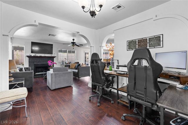 6779 Shelter Lane, Las Vegas, NV 89103