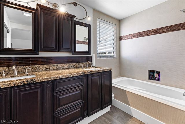 6779 Shelter Lane, Las Vegas, NV 89103