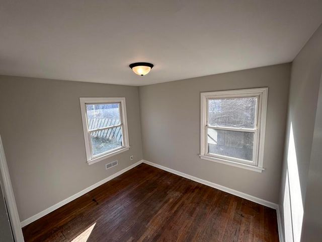 811 E 15th Avenue, Gary, IN 46407