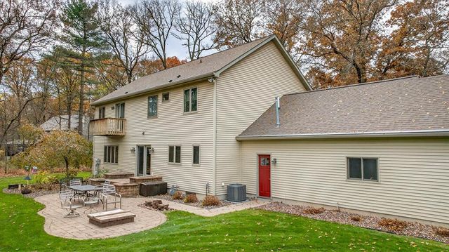 S7935 Jamie Lane, Eau Claire, WI 54701