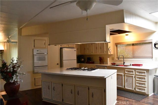 2230 Lake Park 99, San Jacinto, CA 92583