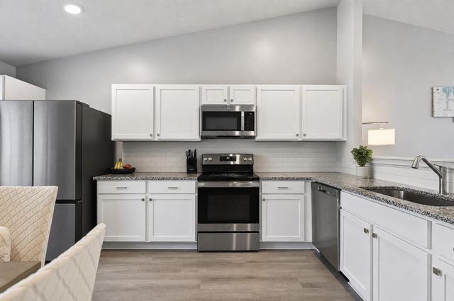 378 Lotz Court, Wayland City, MI 49348