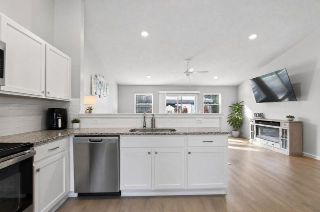 378 Lotz Court, Wayland City, MI 49348