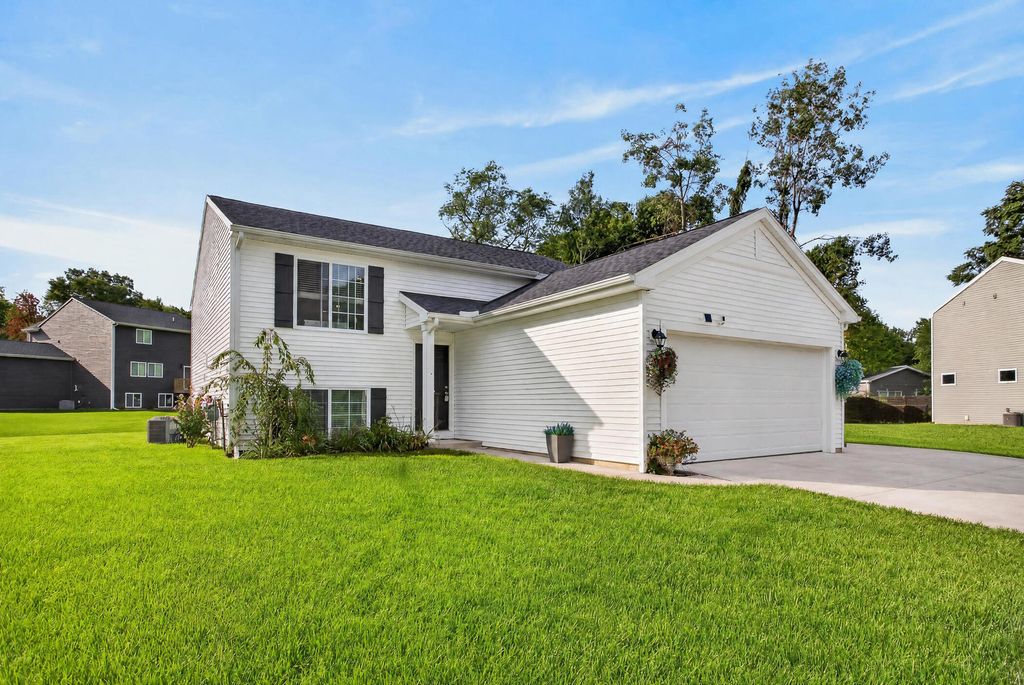 378 Lotz Court, Wayland City, MI 49348