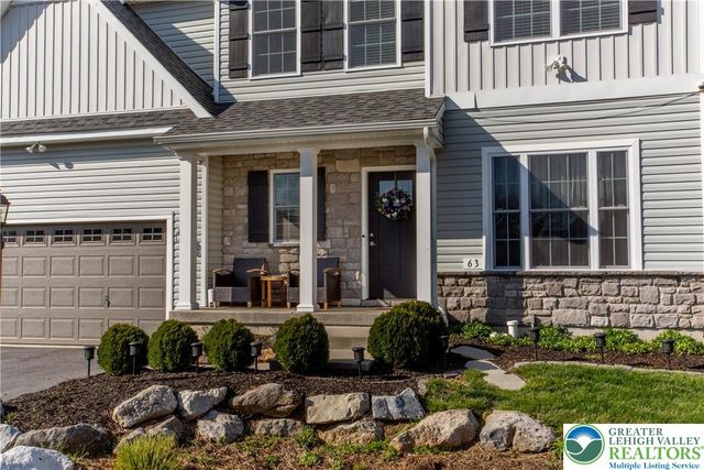63 Oxford Ridge Court, Coopersburg Boro, PA 18036