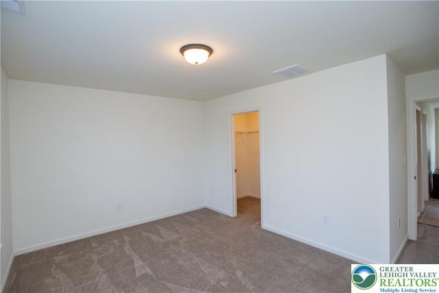 63 Oxford Ridge Court, Coopersburg Boro, PA 18036