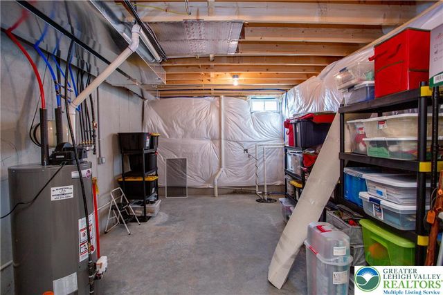 63 Oxford Ridge Court, Coopersburg Boro, PA 18036