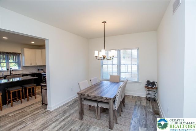 63 Oxford Ridge Court, Coopersburg Boro, PA 18036