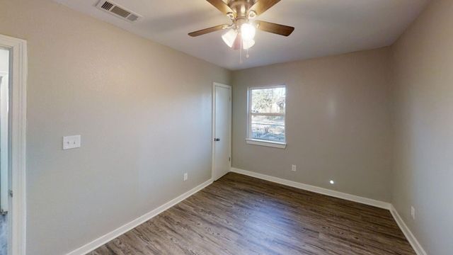 5313 Chennault Road, Houston, TX 77033