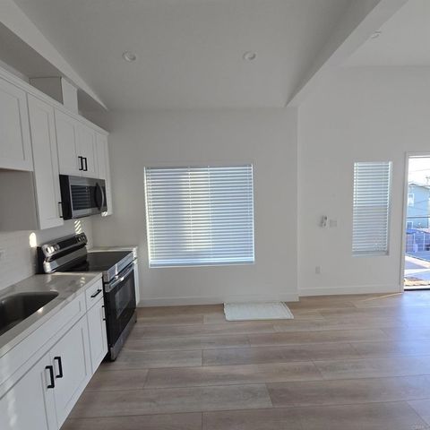 324 S Pardee Street 202, San Diego, CA 92113
