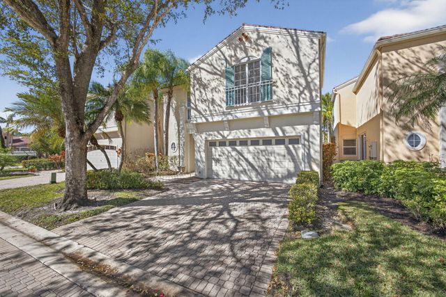 8 Via Sorrento, Palm Beach Gardens, FL 33418