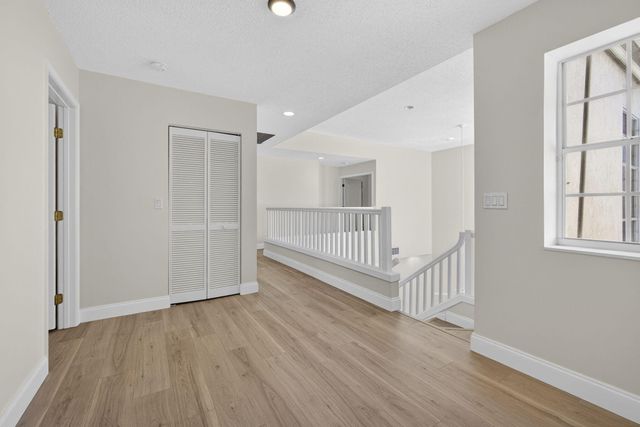 8 Via Sorrento, Palm Beach Gardens, FL 33418