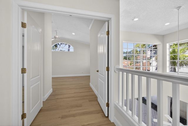 8 Via Sorrento, Palm Beach Gardens, FL 33418