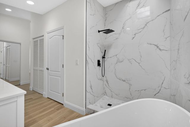 8 Via Sorrento, Palm Beach Gardens, FL 33418