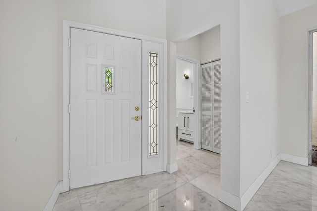 8 Via Sorrento, Palm Beach Gardens, FL 33418