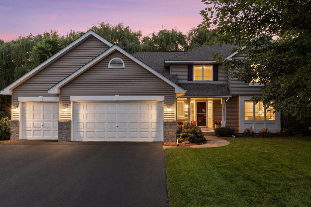 13986 W Virginia Avenue, Savage, MN 55378