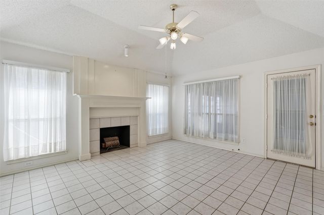 3913 Brookway Drive, Fort Worth, TX 76123