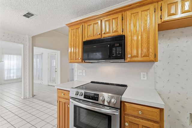 3913 Brookway Drive, Fort Worth, TX 76123