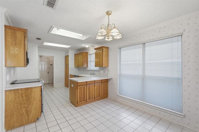 3913 Brookway Drive, Fort Worth, TX 76123