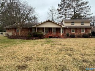 10022 SE Hampshire Drive SE, Huntsville, AL 35803