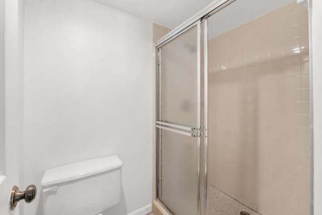 3716 Whitehall Drive 202, West Palm Beach, FL 33401