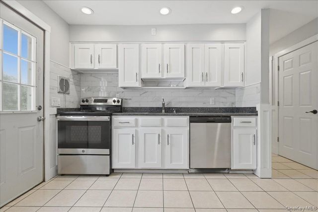 258 Marguerite Avenue, Floral Park, NY 11001
