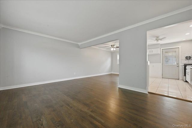 258 Marguerite Avenue, Floral Park, NY 11001