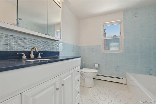 258 Marguerite Avenue, Floral Park, NY 11001