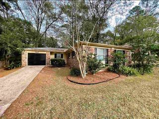 1817 Devra Drive, Tallahassee, FL 32303