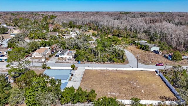 12832 MOUNTAIN ROAD, New Port Richey, FL 34654