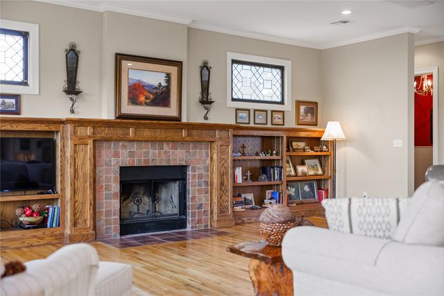 400 Kandus Cove, China Spring, TX 76633