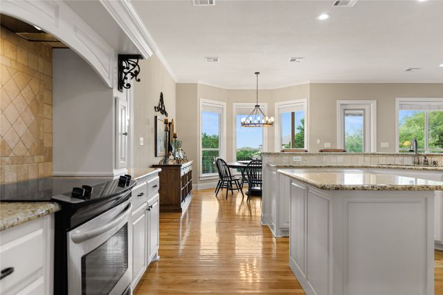 400 Kandus Cove, China Spring, TX 76633