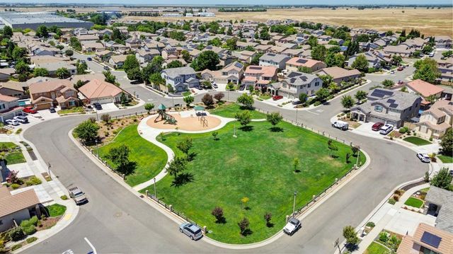 1941 Newark Way, Lincoln, CA 95648